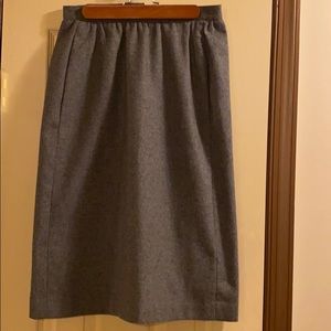 Gray wool/ poly skirt